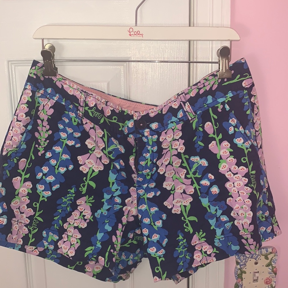 EUC Lilly Pulitzer Callahan shorts -12